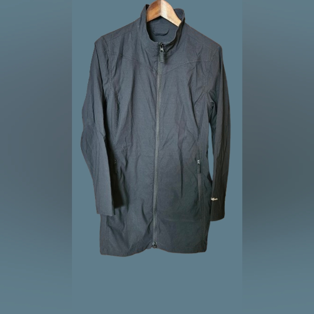 Eddie Bauer Womans Packable Rain/Wind Jacket